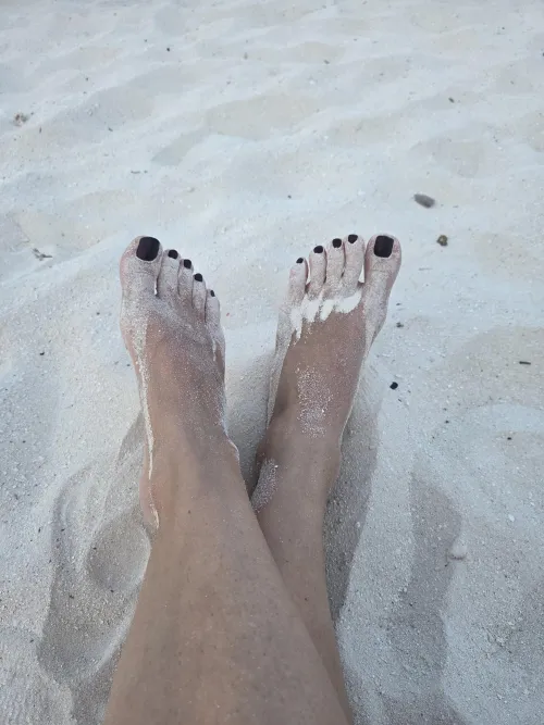 How long do you need to fall in love with my feet?