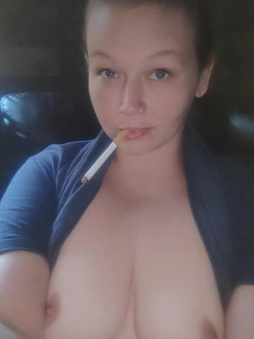 Love putting stuff in my mouth especially cig