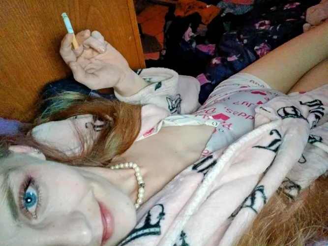 Mama gets to chill, you wanna join?