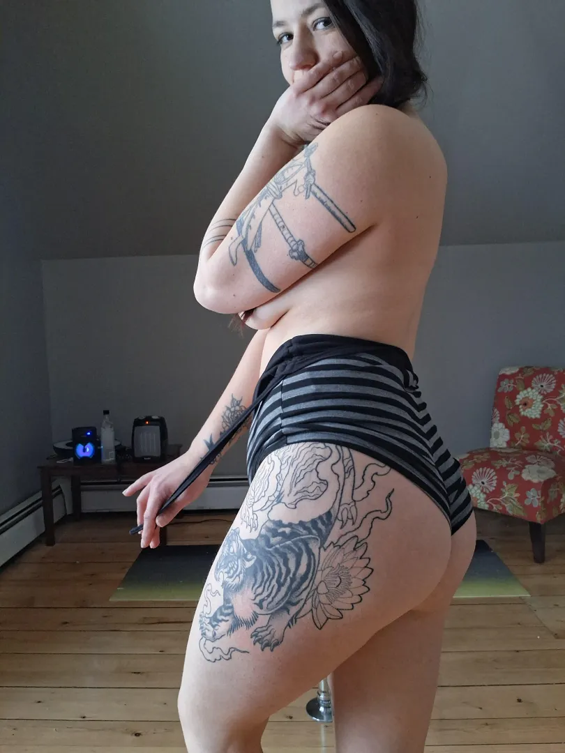 My tattooed ass looks greatbin these shorts