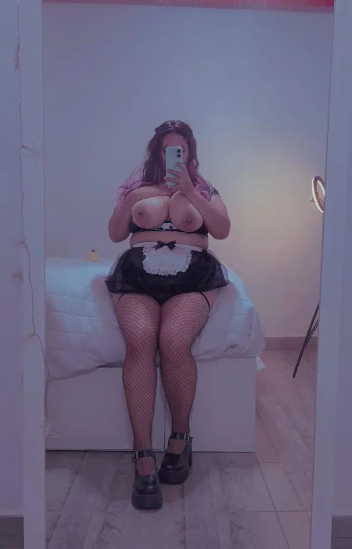 The classic French maid uniform we all recognize today (black dress, white apron, lace, short skirt) wasn’t actually standard workwear. It was popularized by theater, burlesque, and later porn, because it exaggerated femininity and submissive aesthetic