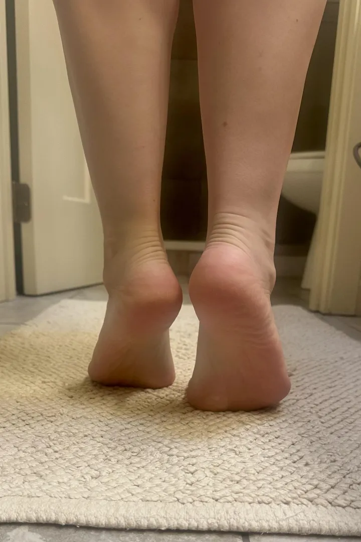 Ugh…. This mom needs a new phone. My photos look so bad!