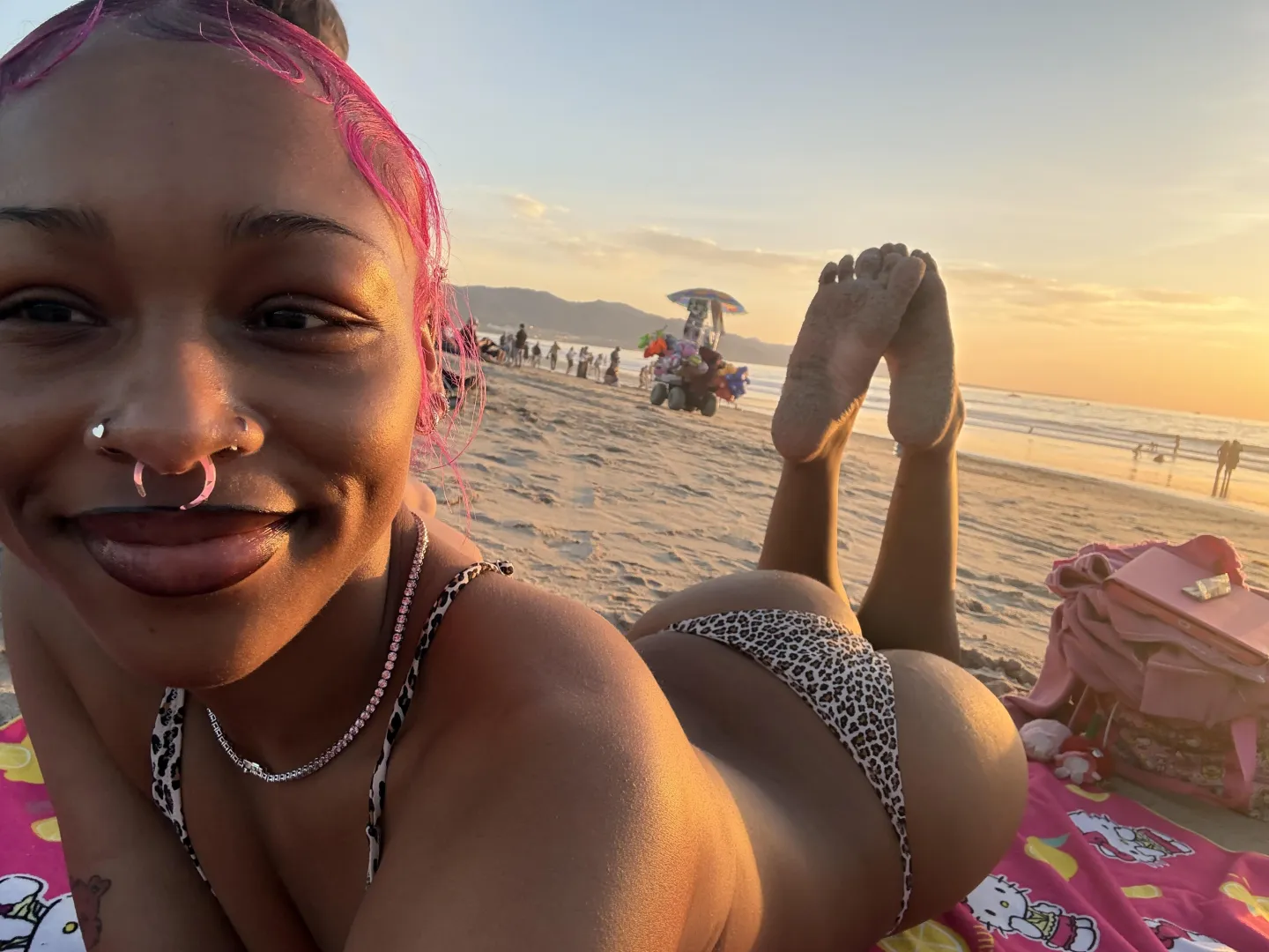 cheetah print on ebony skin>>