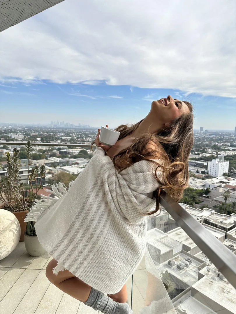 Flirting with skyline