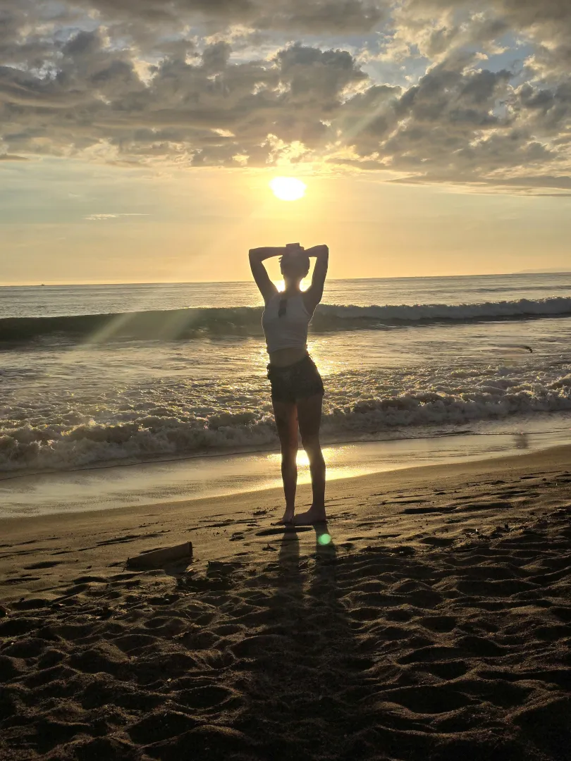 Good morning! Free your mind today!✨ Costa Rica day 5 50% off XXX OF  daily posts, no chatters, & truly exclusive content  Piss stuff on Fansly  Talk dirty with me on Sextpanther links in comments 