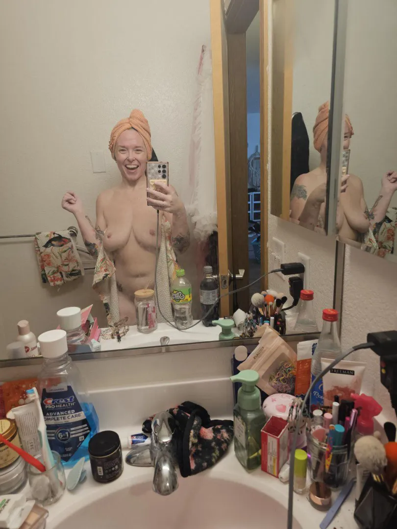 Happy Super Bowl Sunday (F)ella's!