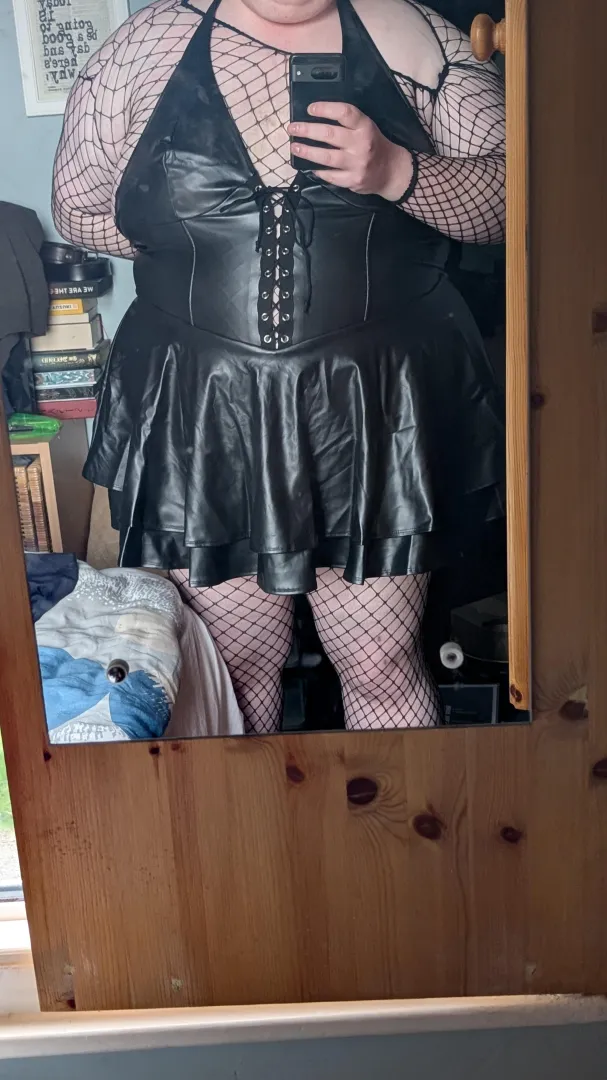 New outfit do you like it?