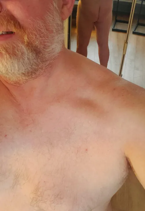 Obligatory hotel selfie