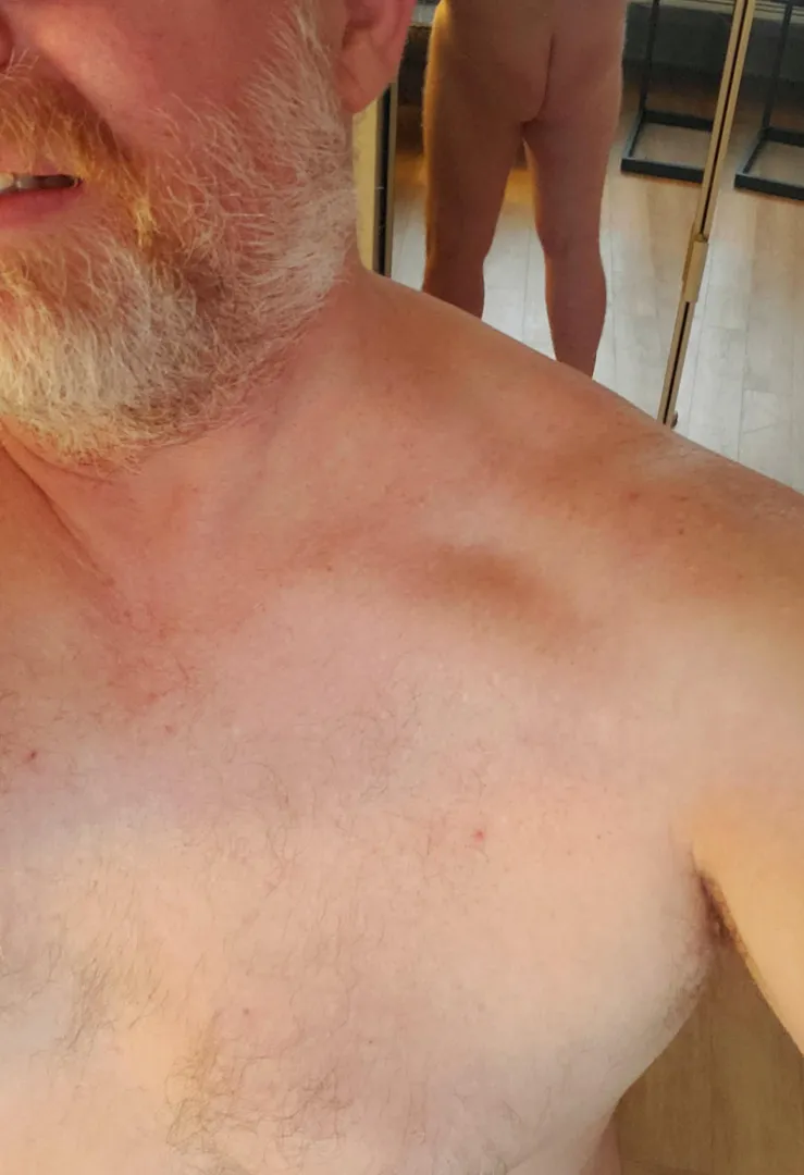 Obligatory hotel selfie