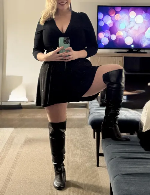 Will I see you at the O’Zone event tomorrow? I promise I will be wearing less  ❤️‍