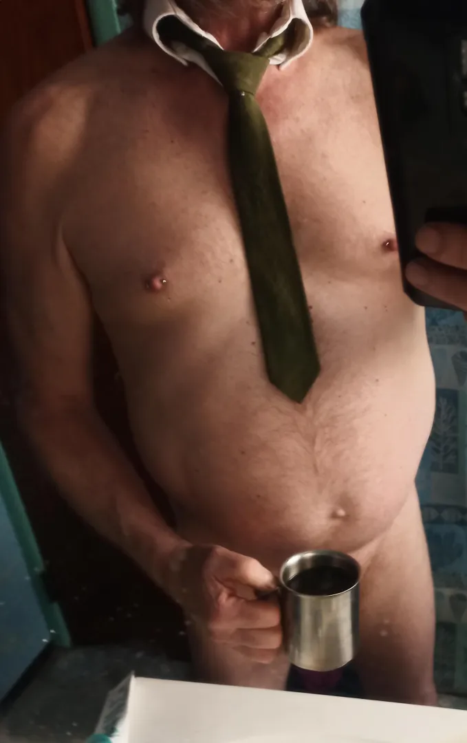 YoggiBear shirt this morning with a [wpc] well placed coffee