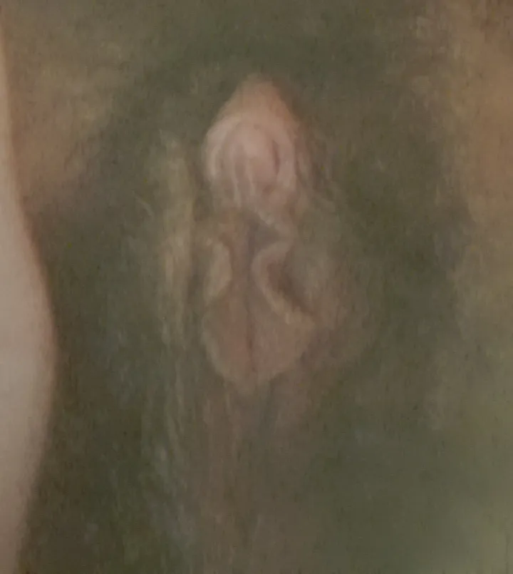 any girlies wanna get me pregnant 