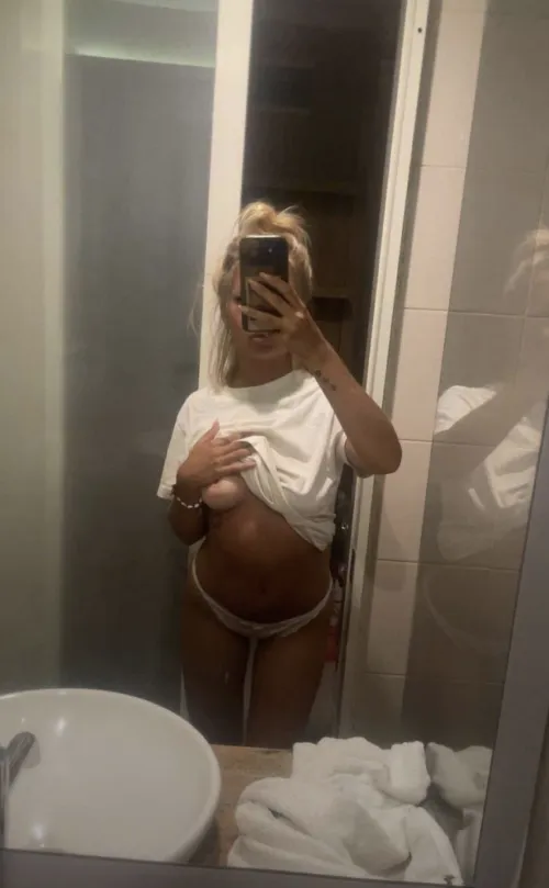 behöver nått stort o hårt i mig nu..