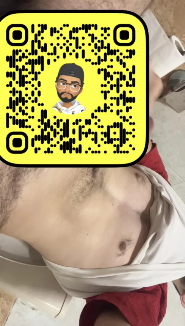 Come worship this 23yo hairy college thick cock and big feet  sc hword639 hmu & start sending