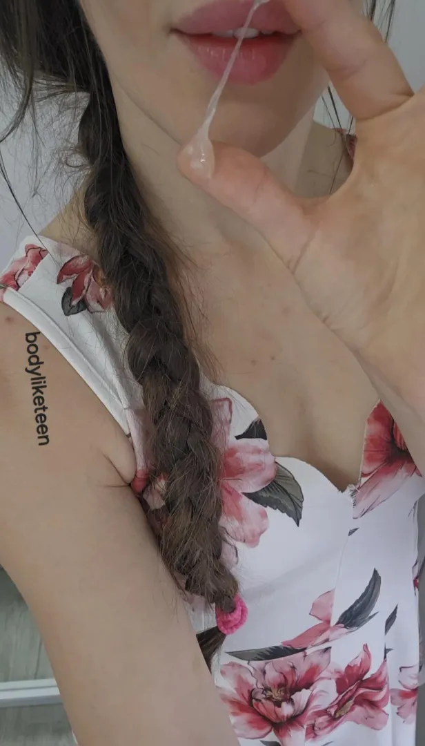 I really love eating my grool when its sticky... yummy.. would you swallow it too