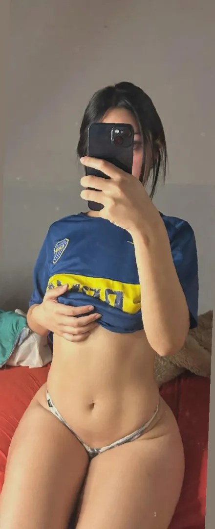 my tummy feeling way too cute rn