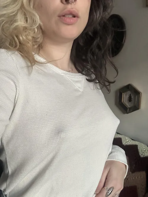 Who says a modest top can’t be sexy too? ;)