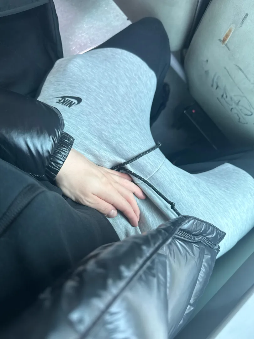 Καγκουρακι εδώ δμ για συνάντηση