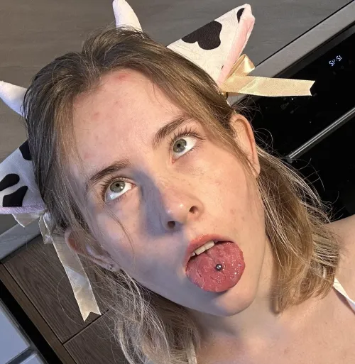 can I be your go to girl for kink