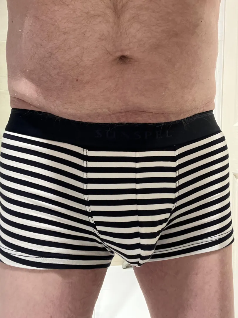 Does anyone else wear Sunspel? Not cheap - but great comfort and style.