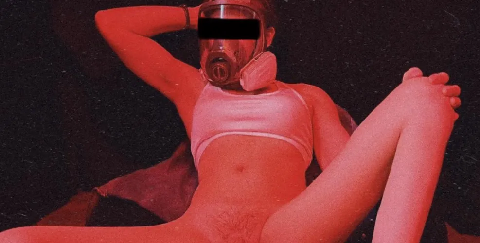 Ellie needs your attention… NOW! (Me)