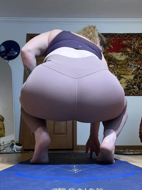 Hard to see these lines from my thick band thong