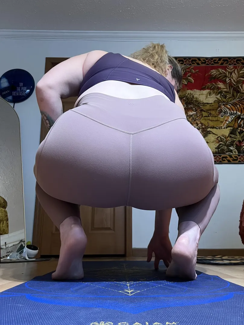 Hard to see these lines from my thick band thong