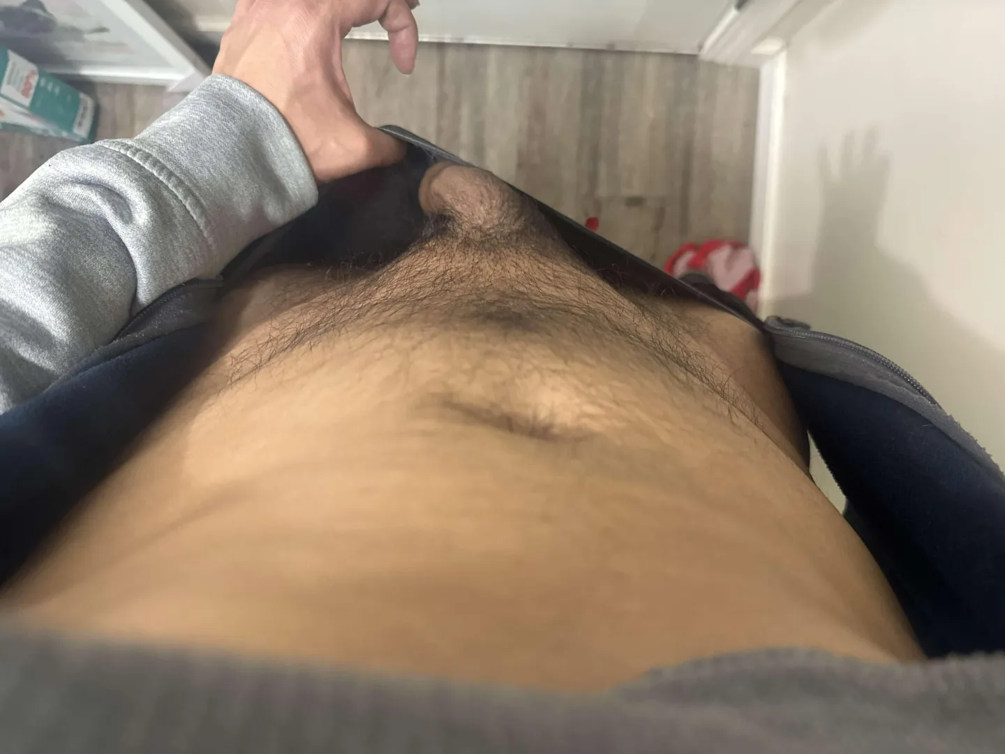 Kik AriesPapi. Straight. On lunch and looking for boypussy and ass pix to admire all sissies/femboys welcome.