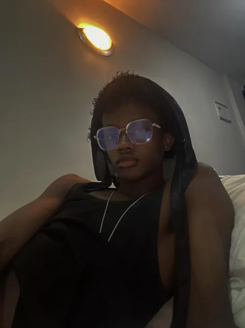 laid back post today (literally) loll