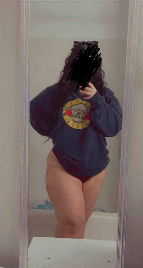 Looking for a female in Billings or near to have a lesbian fantasy with and have my man join(F28, M33) we are new to this but are definitely wanting some fun with another female!!