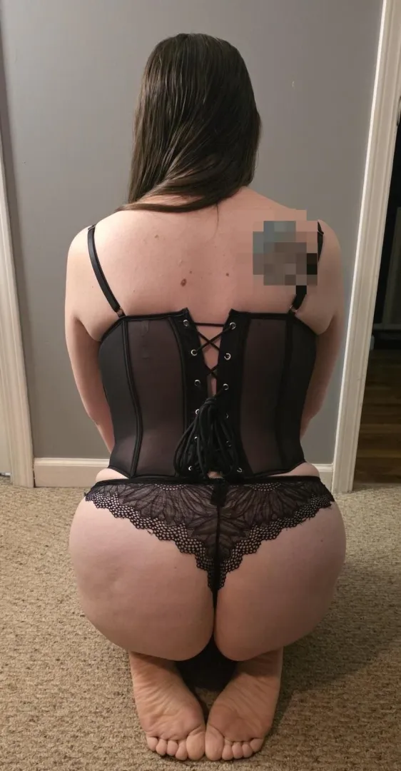 [MF4M] Knoxville - I'd love to be on my knees for you 