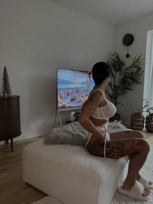 Sitting here, waiting for you daddy