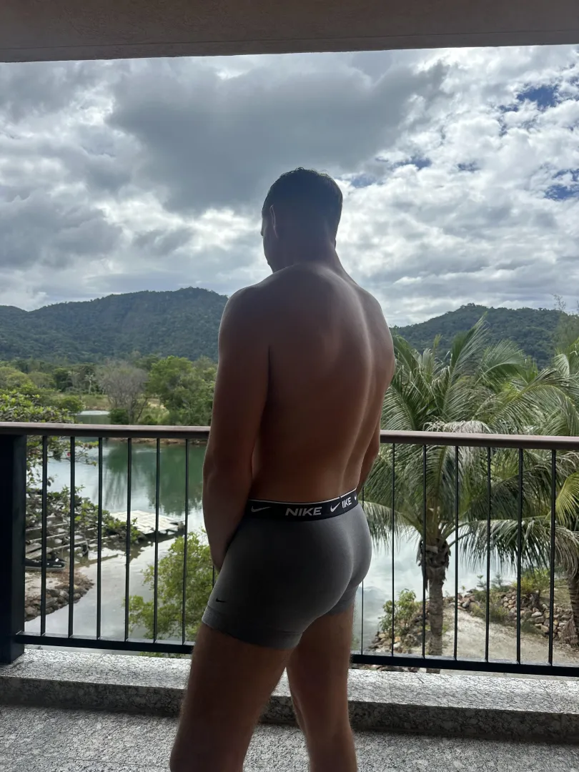 Too pretty not to enjoy