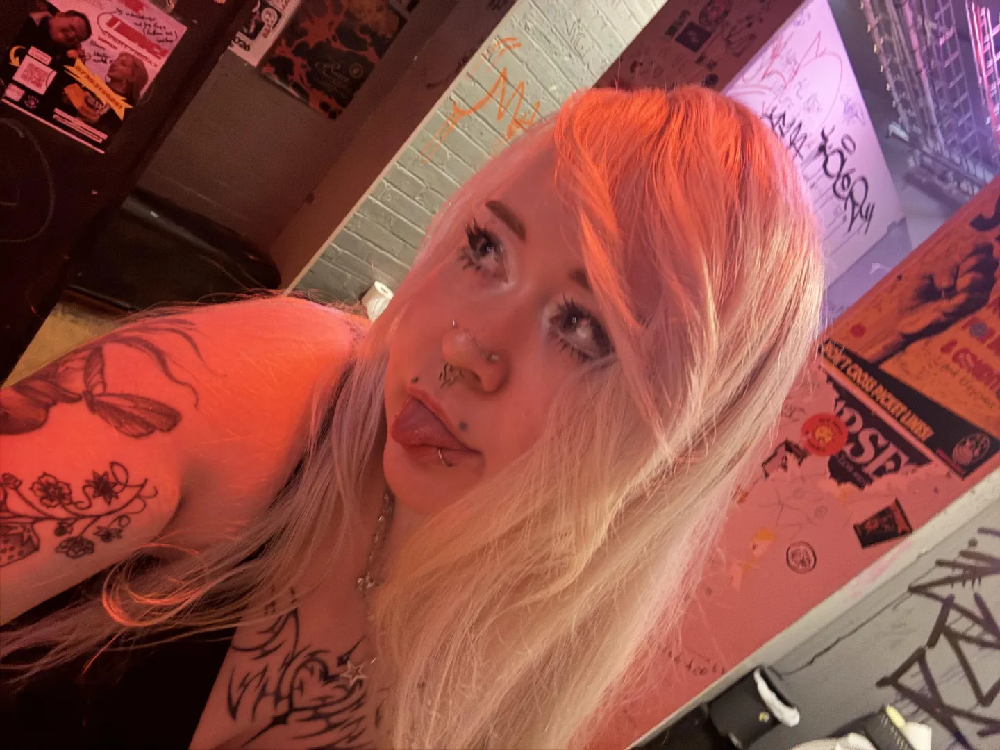 Who wants my golden stream bundle? Xx