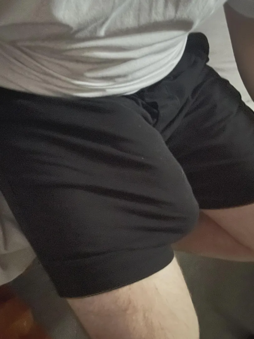 Why are womens afraid of me?