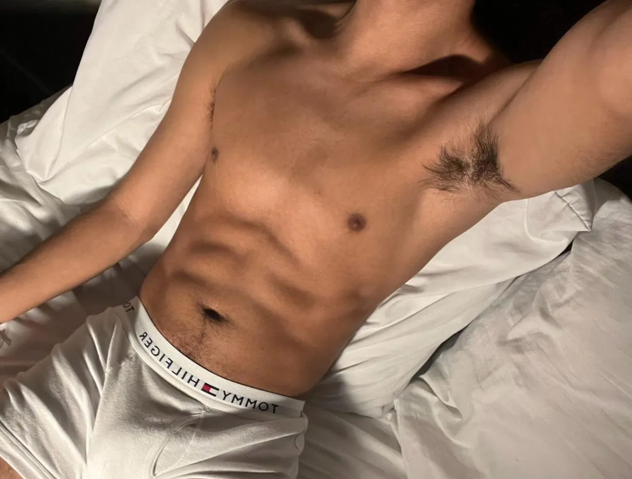 18 twink First time showing