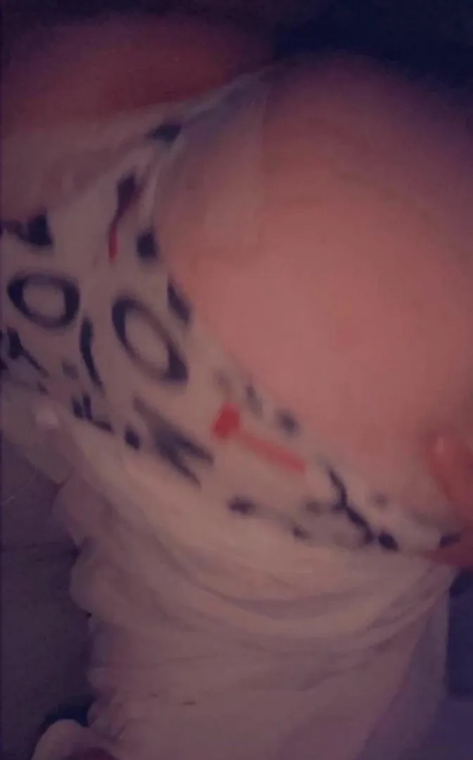 21 waukee looking for hung hairy college guys who need to relieve some stress hehe. I’d love to get used by a whole frat. I don’t mind driving for some good dick