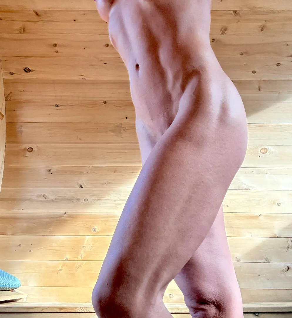 48f just getting into the sauna