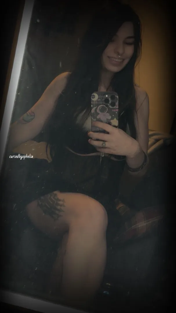 All I do is look gorgeous and get anything I want ✨