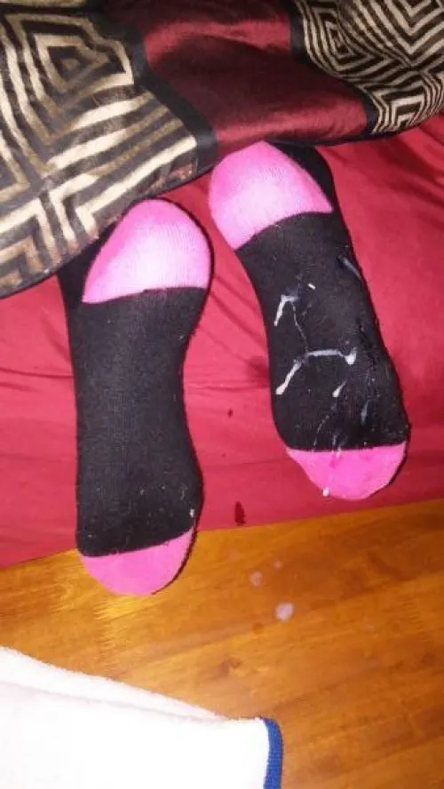 Cumming on my girlfriend’s socks while she sleeps!