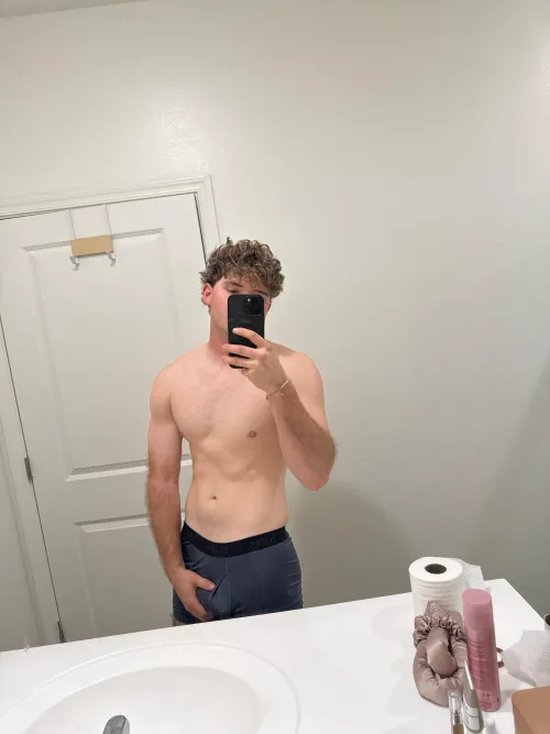 Home alone all day, come over ;)