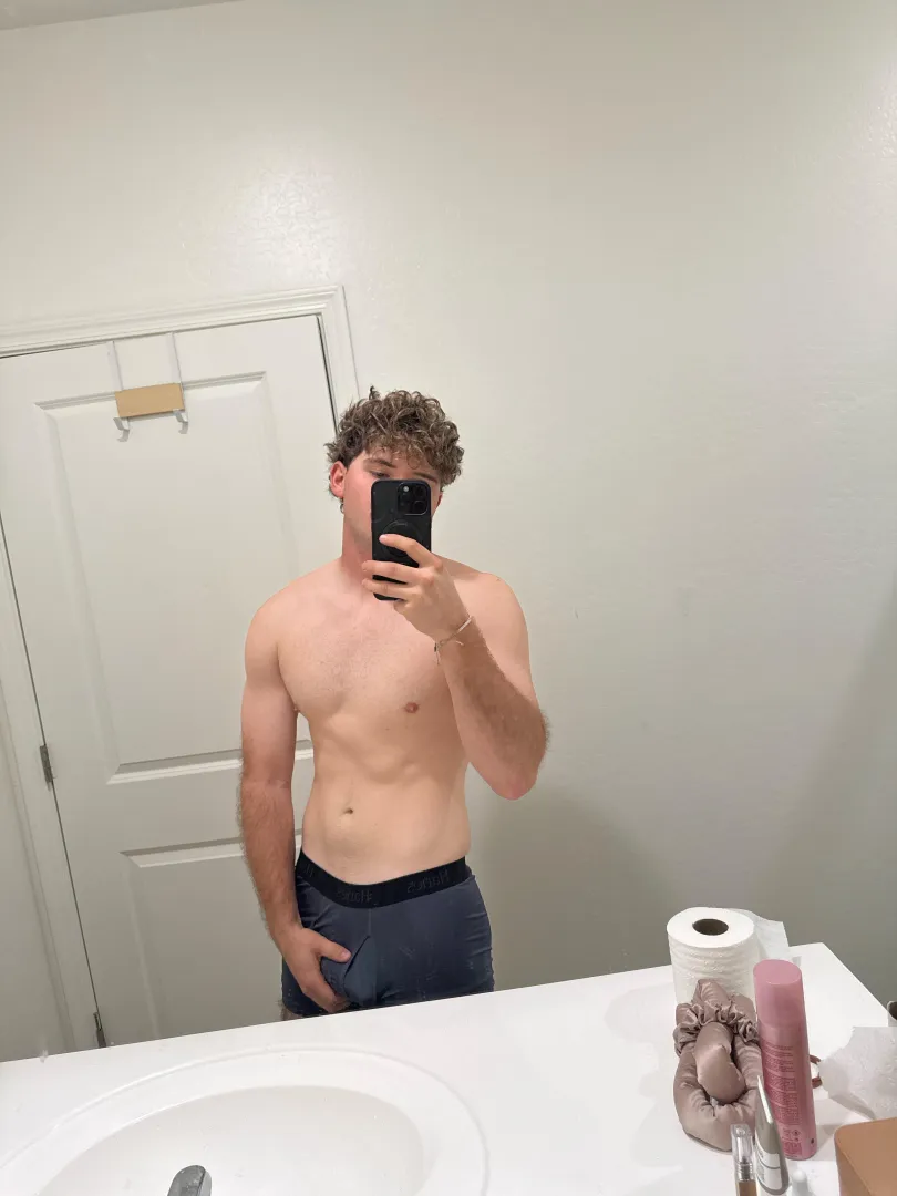 Home alone all day, come over ;)