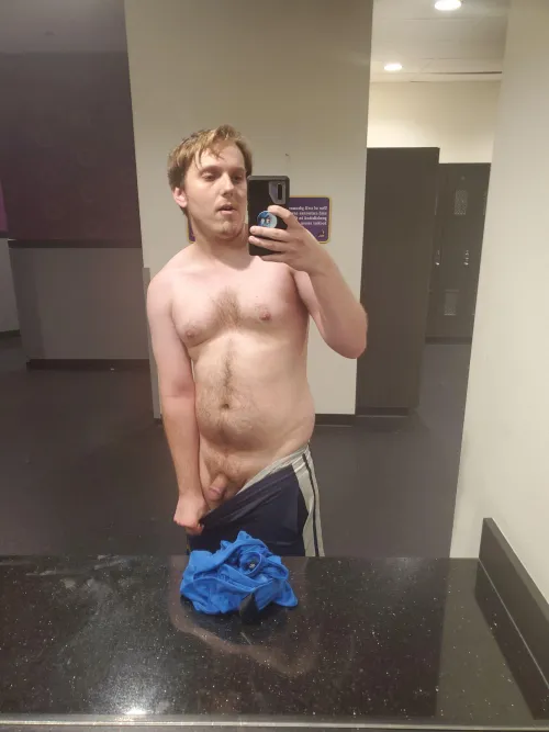 How's my size look for a locker room?