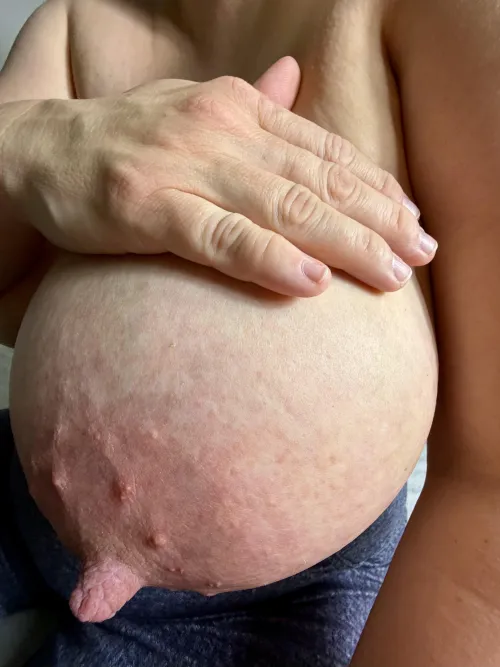 My little finger vs the nipple