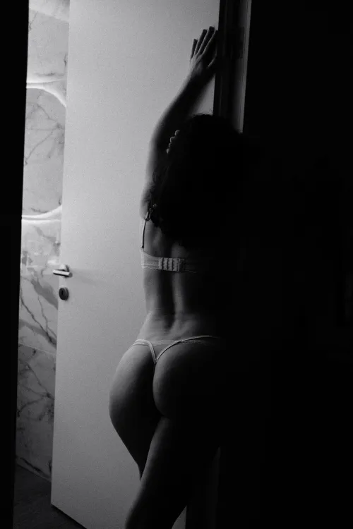 Queremos conhecer singles masculinos para casal, somos de Braga