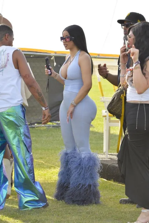 She got the best ass out there