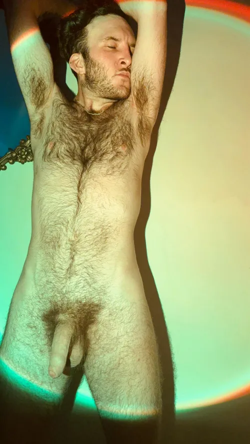 Who wants to join me in a sniff? ✨