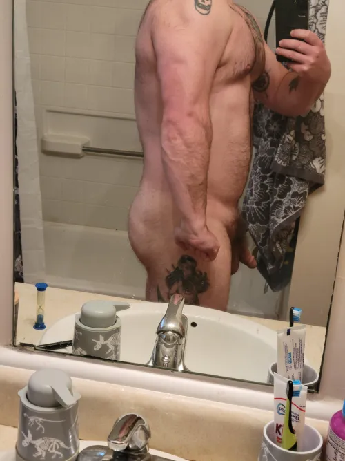 Feeling thick after the gym.