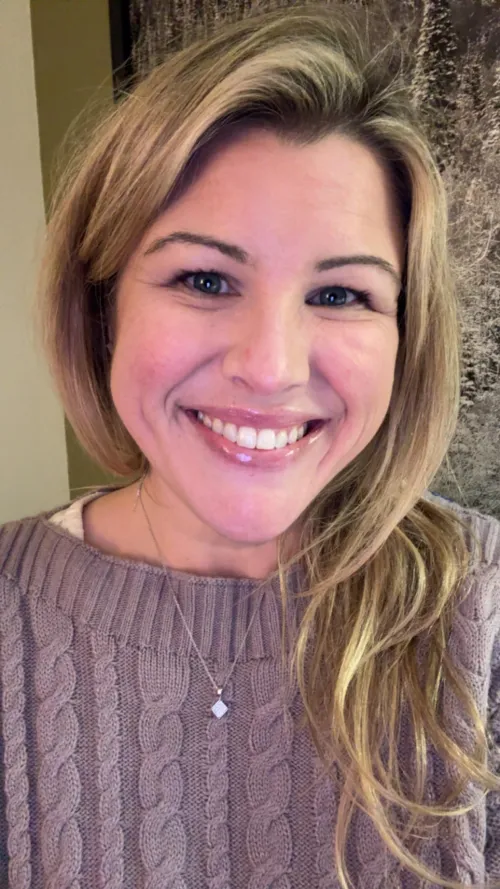 Happy Friday to you all!!