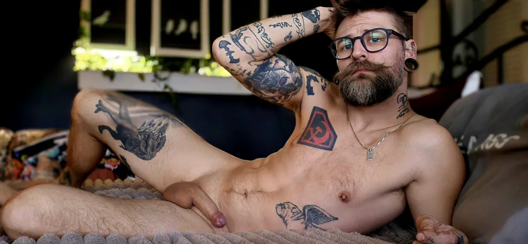 Happy Valentines Day! Im better than chocolate.